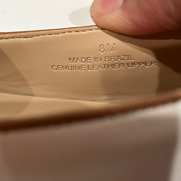 Talbots Cream and Brown Napa Leather Tassel Cassidy Loafers Sz. 8 - Picture 7 of 9